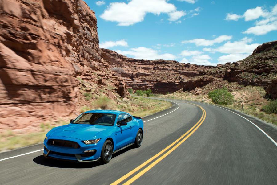  Shelby GT350 Mustang 2016 года  (фото 32 из 32)